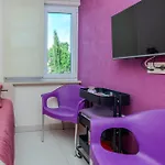 Appartement 2 Bedroom Lovely In