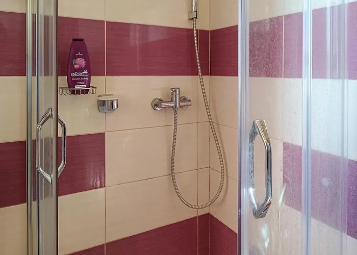 2 Bedroom Amazing In *